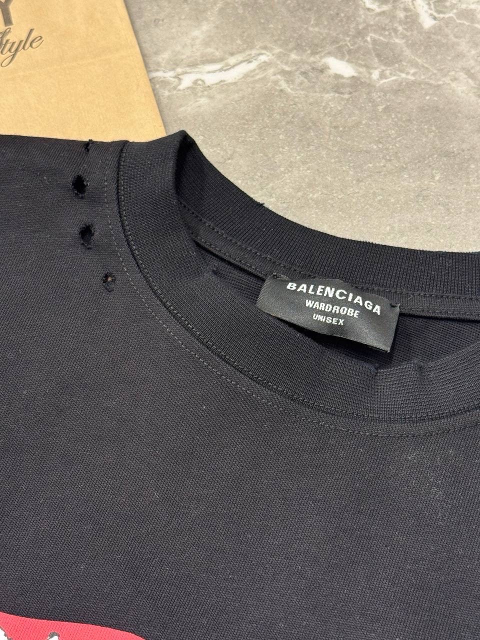 Футболка Balenciaga — фото 3