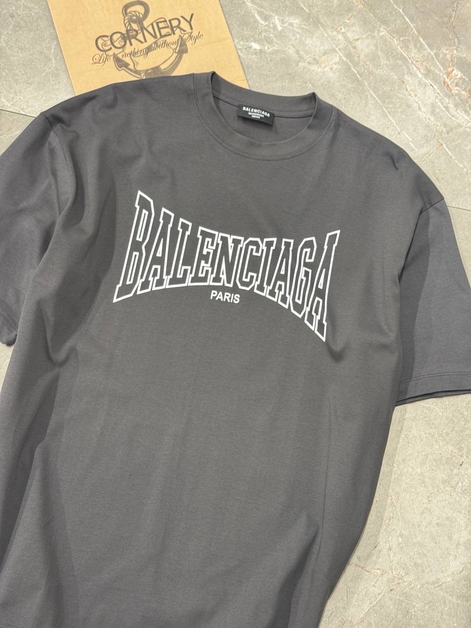 Футболка Balenciaga — фото 3