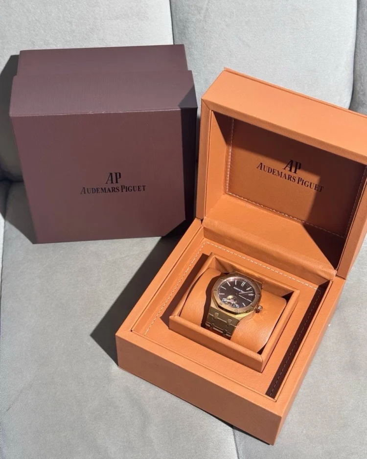 Часы Audemars Piguet Royal Oak Tourbillon Extra-Thin — фото 1