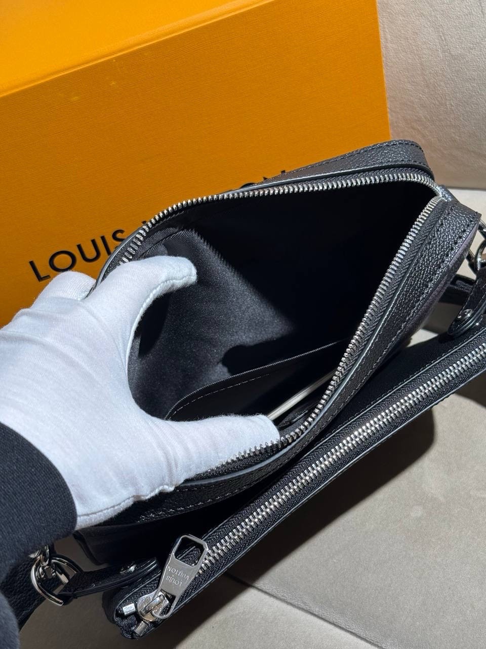 Сумка Louis Vuitton — фото 6