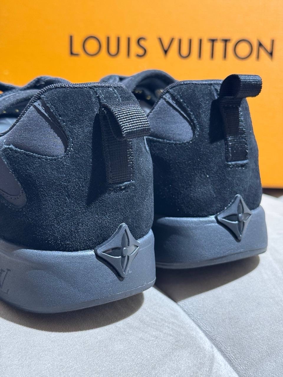 Кроссовки Louis Vuitton LV Drop 300 Sneaker — фото 6