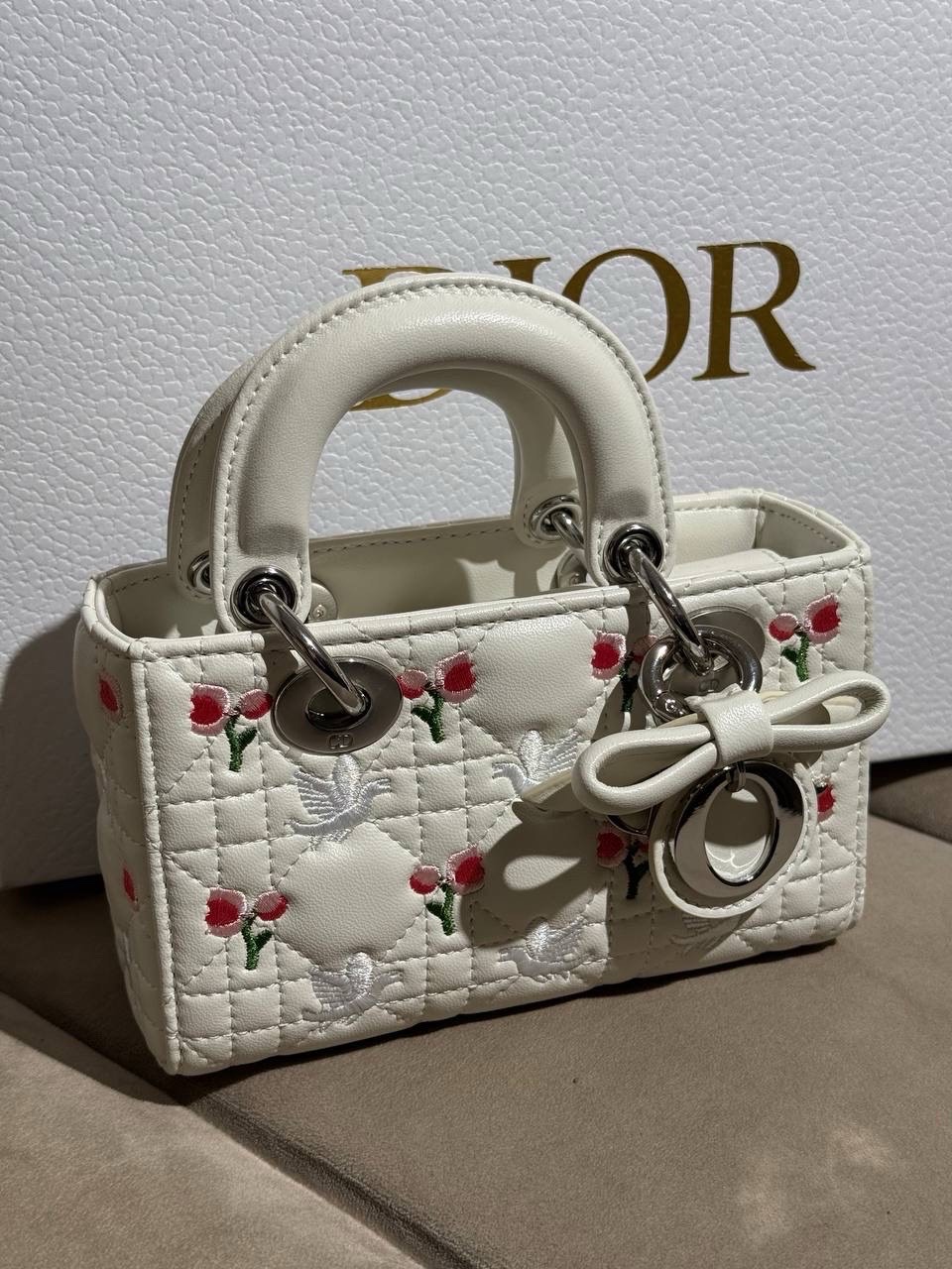 Сумка Dior Lady D-Joy — фото 3