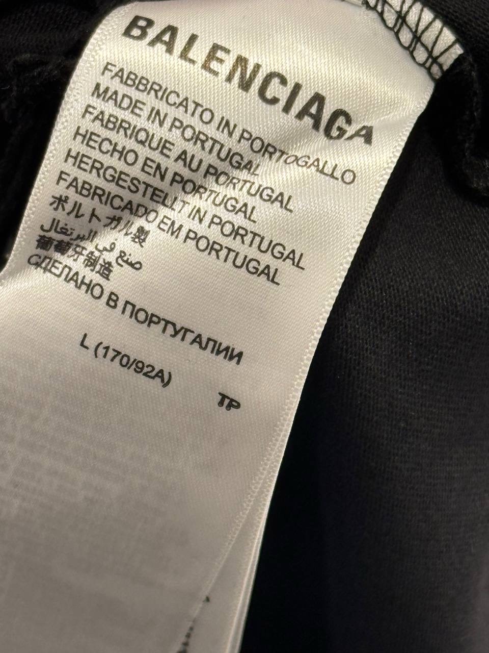 Футболка Balenciaga — фото 8