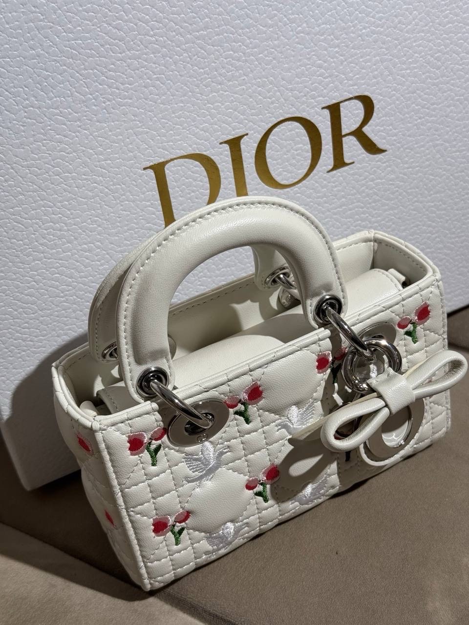 Сумка Dior Lady D-Joy — фото 7