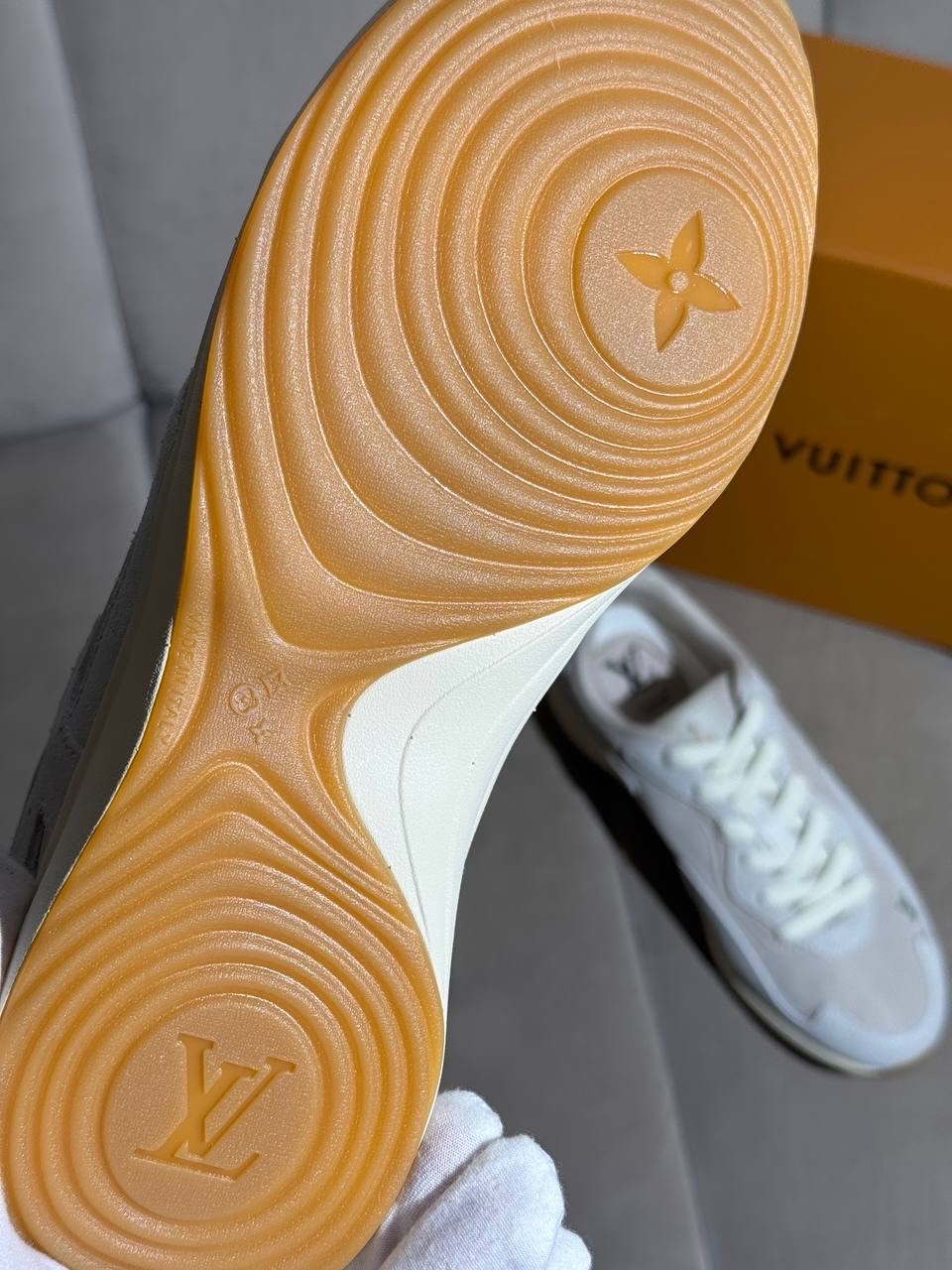 Кроссовки Louis Vuitton LV Drop 300 Sneaker — фото 10