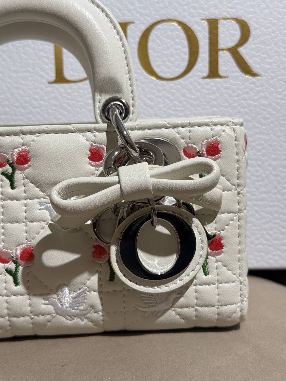 Сумка Dior Lady D-Joy — фото 8
