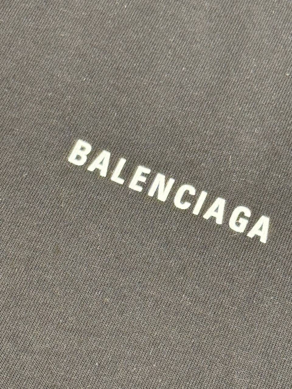 Футболка Balenciaga — фото 4