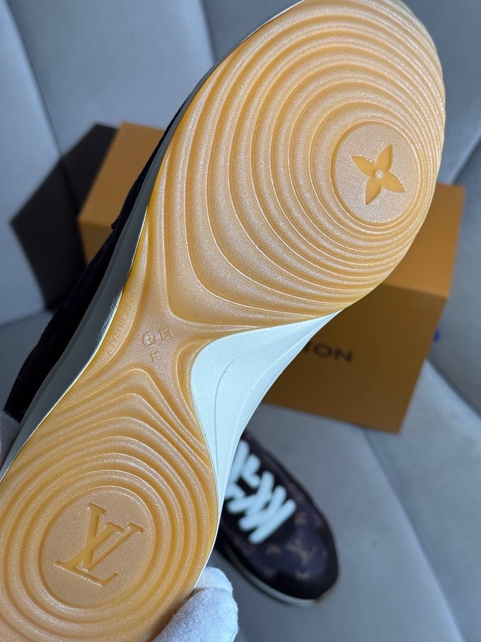 Кроссовки Louis Vuitton LV Drop 300 Sneaker — фото 5