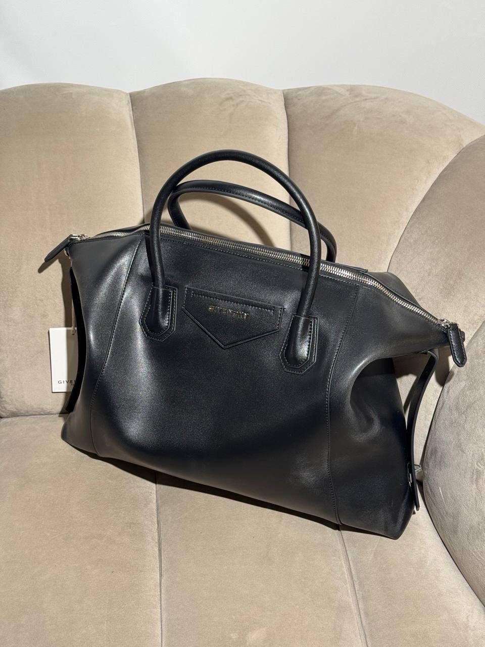 Сумка Givenchy — фото 1