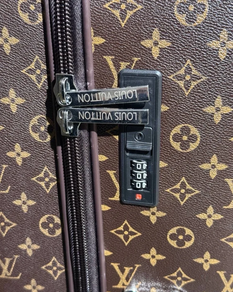 Чемодан Louis Vuitton — фото 7