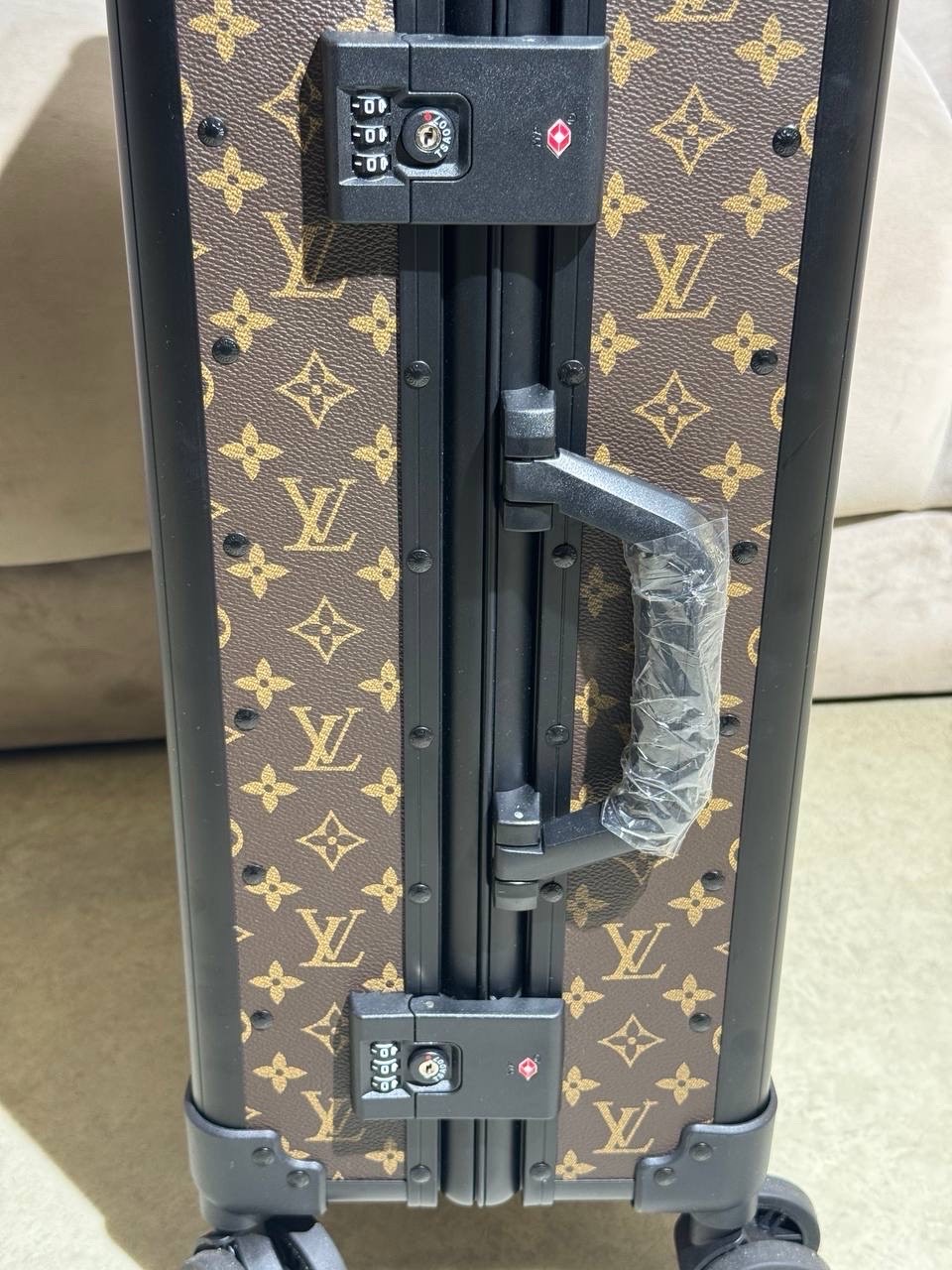 Чемодан Louis Vuitton — фото 3