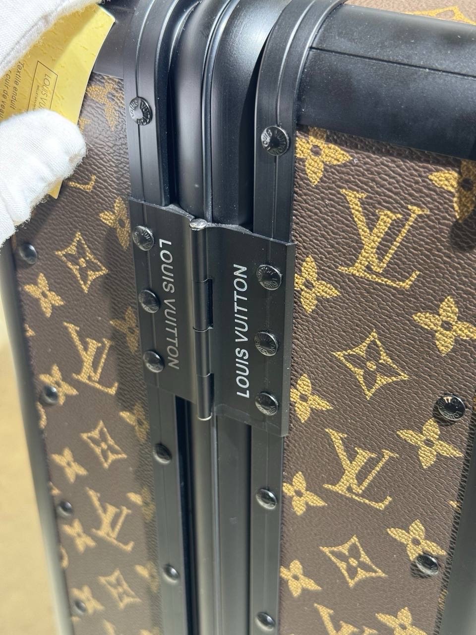 Чемодан Louis Vuitton — фото 8