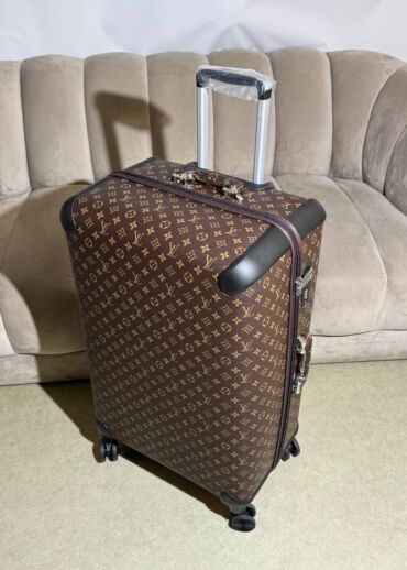 Чемодан Louis Vuitton